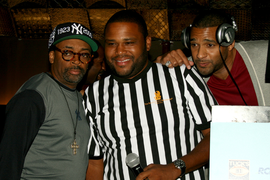 Host for the night Anthony Anderson with Spike Lee and DJ Mad Linx